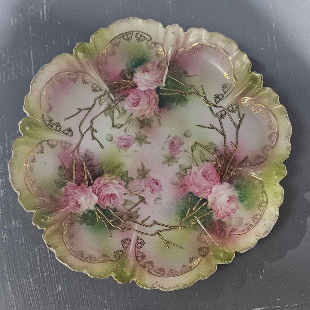 Antique Flower Scalloped Edge Porcelain Plate